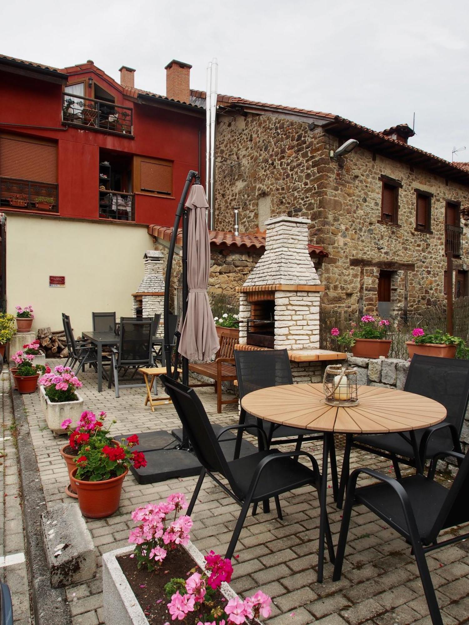 Casucas De Remona Apartment Espinama